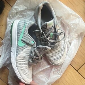 Nike Women's Gray and Mint Athletic Shoes